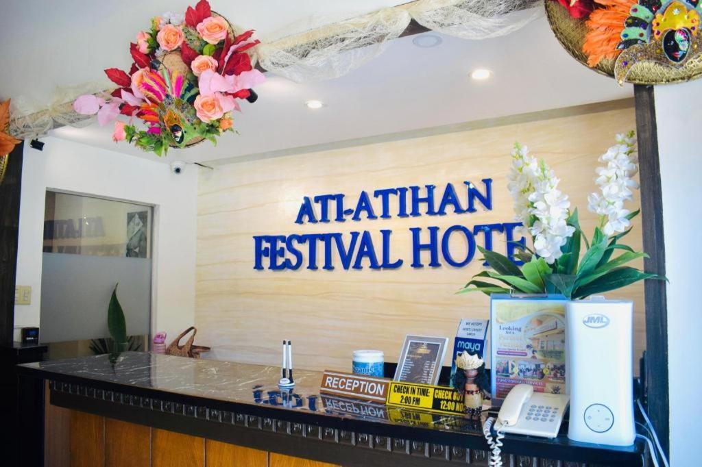 อติ-อติฮัน เฟสติวัล โฮเต็ล Hostel กาลิโบ ภายนอก รูปภาพ