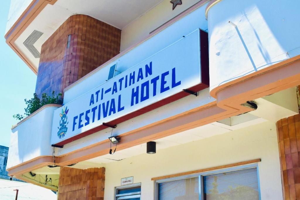 อติ-อติฮัน เฟสติวัล โฮเต็ล Hostel กาลิโบ ภายนอก รูปภาพ