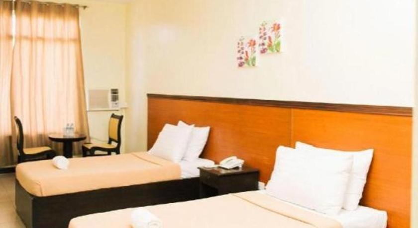 อติ-อติฮัน เฟสติวัล โฮเต็ล Hostel กาลิโบ ภายนอก รูปภาพ