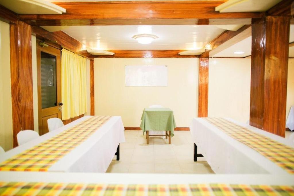 อติ-อติฮัน เฟสติวัล โฮเต็ล Hostel กาลิโบ ภายนอก รูปภาพ